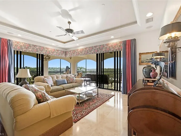 2538 Marquesa Royale Ln #Penthouse 5-301 — Photo 17