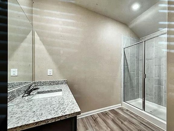 4th image of 1180 Beaverwood Ln