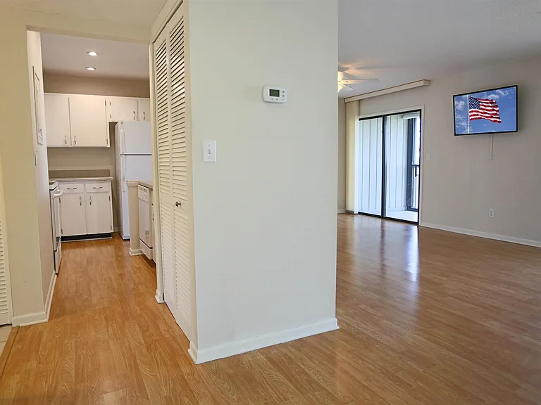 40 Andalusia Ct #40 — Photo 6