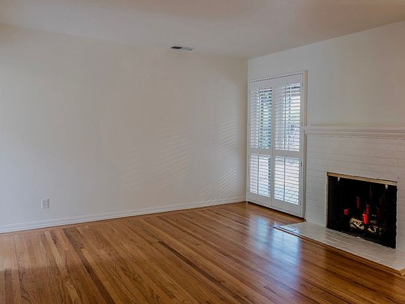 3rd image of 614 Wellsbury Way