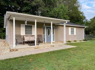 5850 E Michaels Rd, Bloomfield, IN 47424