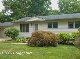 824 Gerald St, Flushing, MI 48433