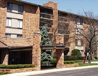 1st image of 77 Lake Hinsdale Dr APT 413