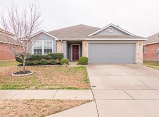 1209 Castle Springs Rd, Fort Worth, TX 76134