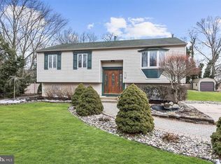 710 Marsha Ave, Williamstown, NJ 08094