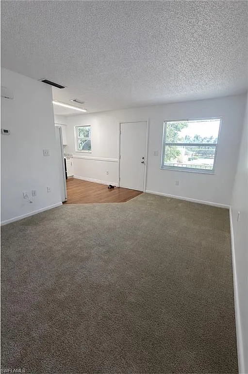 2 bed, 1.0 bath, 594 sqft, $1,650 — Photo 1