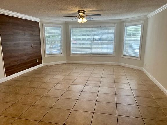 3rd image of 2721 N Poinciana Blvd APT 161