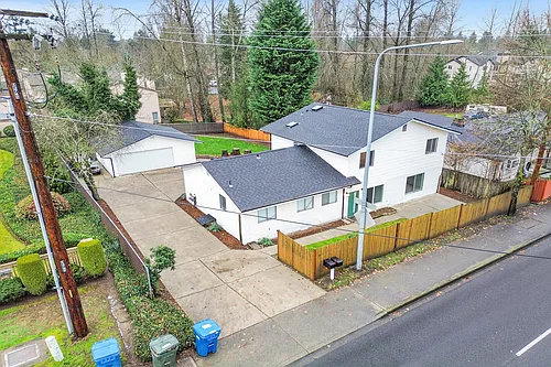 11403 SE 208th St Photo 1