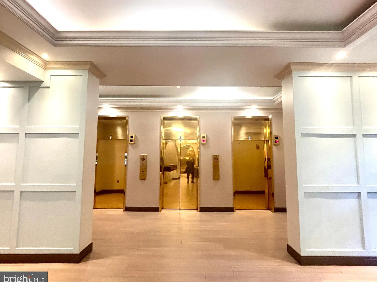 The Christopher — Photo 4