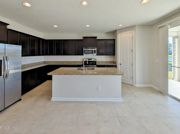 15816 LEXINGTON PARK Boulevard, Jacksonville, FL 32218