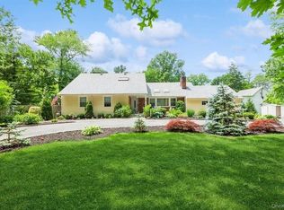 77 Duck Pond Road, Glen Cove, NY 11542