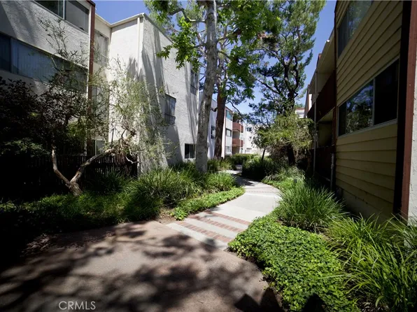 6050 Canterbury Dr Unit F108, Culver City, CA 90230