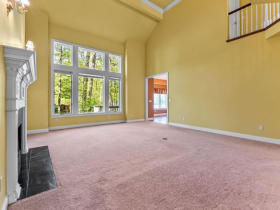 5th image of 2705 Baywood Trl