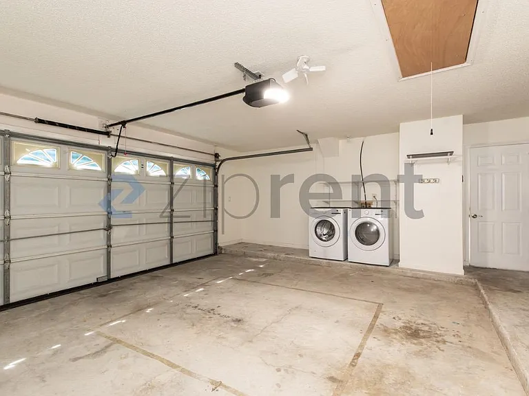 3389 Millcrest Pl — Photo 22