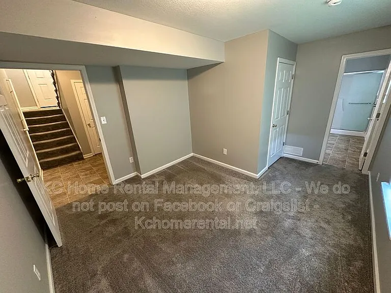9000 NE 73rd St — Photo 25