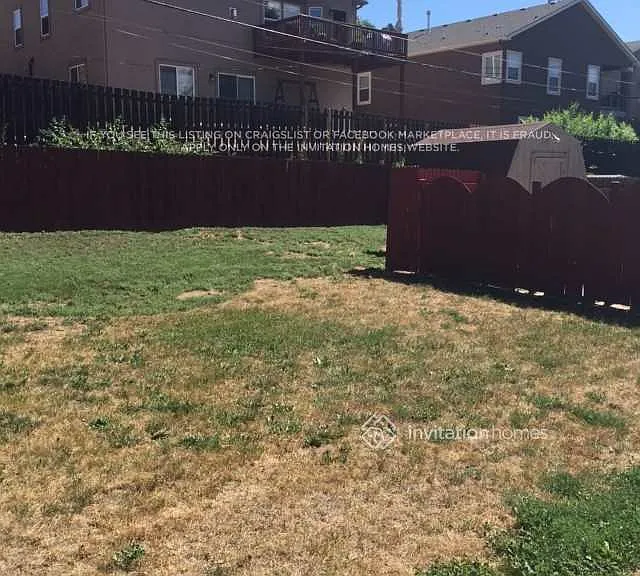 1351 Oswego St — Photo 38