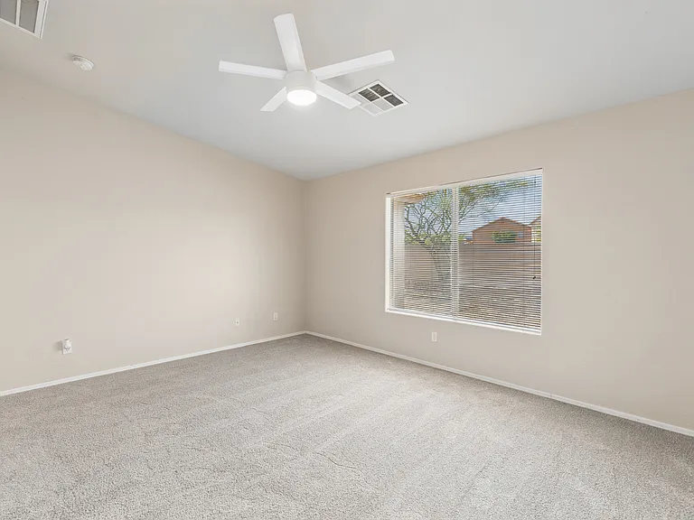 1576 E Gabrilla Dr — Photo 6