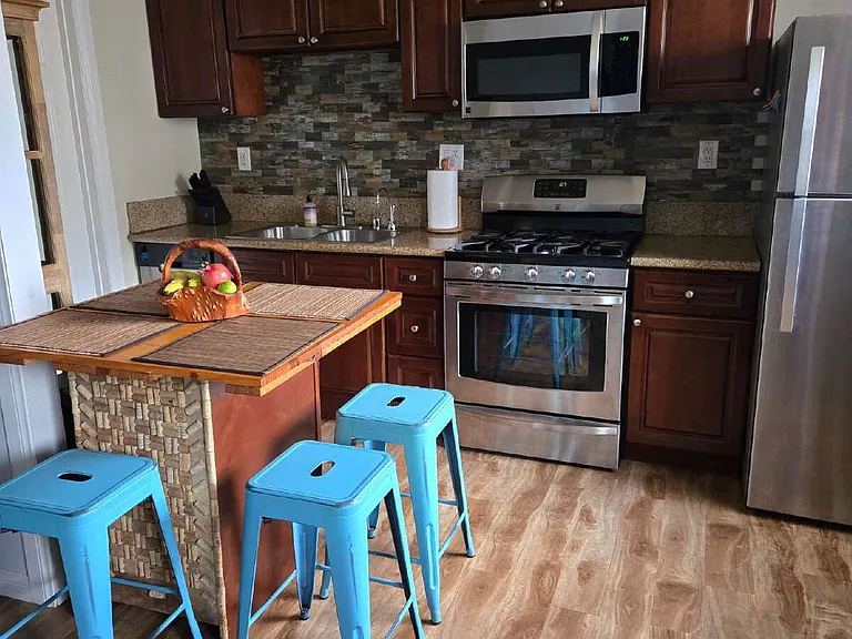 1 bed, 1.0 bath, 515 sqft, $2,700 — Photo 10