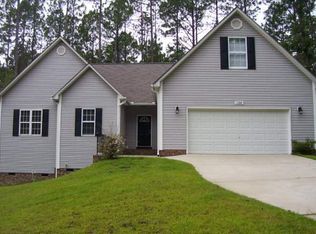 104 Lakeforest Trl, Sanford, NC 27332