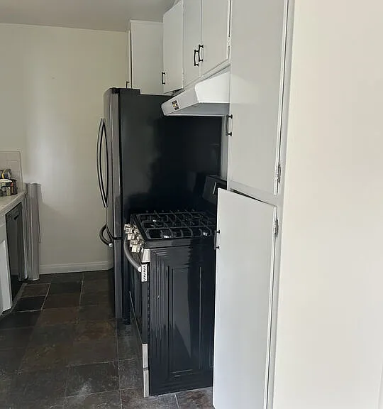 1128 S Oakhurst Dr #1 — Photo 4