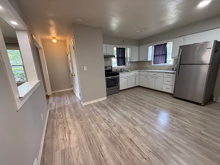 2404 Glenwood Ave #1 — Photo 7