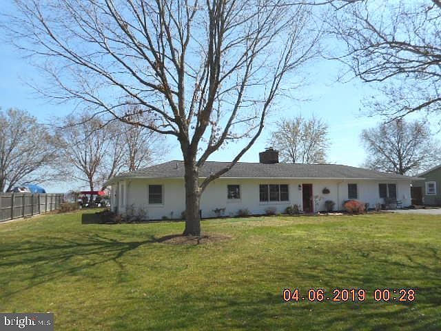1st image of 40495 Beach Dr