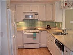 2nd image of 3930 Ascot Ln