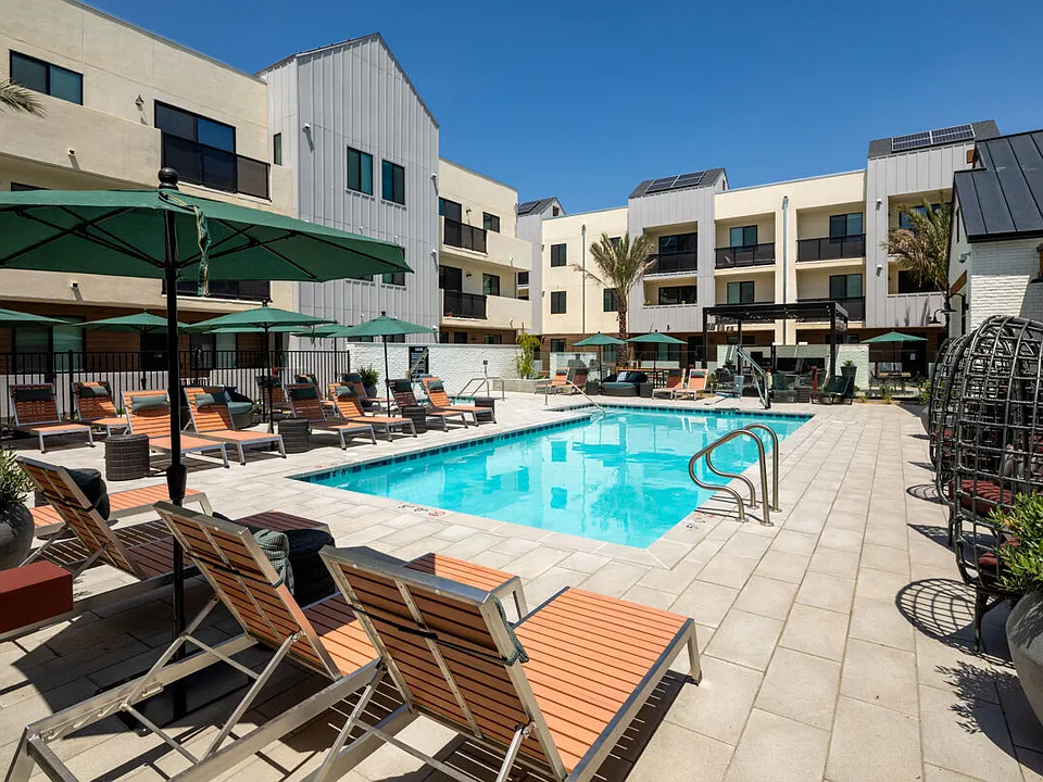Ironwood apartments community photo