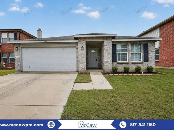 1608 Diamond Lake Trl, Justin, TX 76247