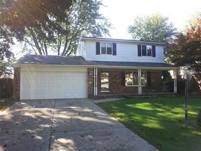 11648 Canterbury Dr, Sterling Heights, MI, 48312