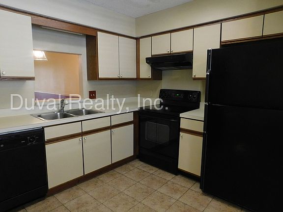 5th image of 5814 Liska Dr