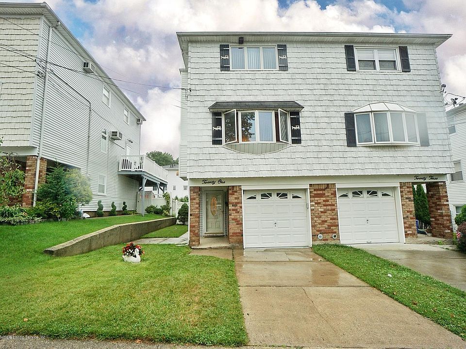 1st image of 21 Kelvin Ave