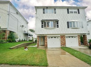 21 Kelvin Ave, Staten Island, NY 10306