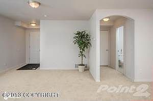 5550 E 4th Ave Anchorage AK-large-001-Li