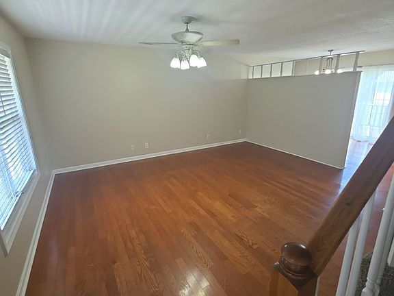 2nd image of 1293 Fisk Rd