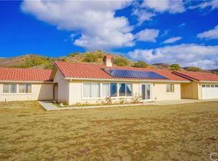 33950 Hanawalt Rd, Santa Clarita, CA 91390