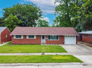 35350 Silvano St, Clinton Township, MI 48035