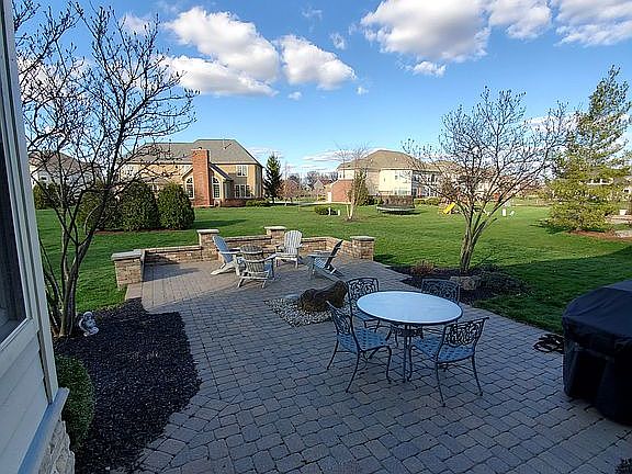 3rd image of 6812 Ballantrae Pl