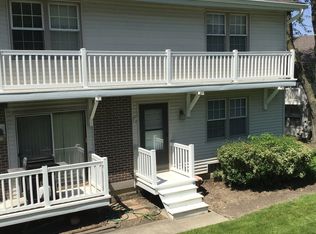 332 Hampton Ct UNIT C, Bloomingdale, IL 60108