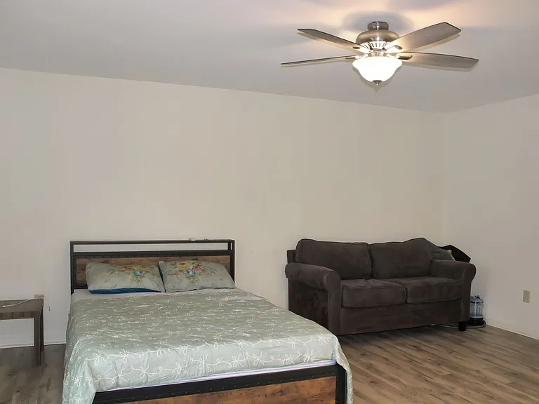 1057 Highlands Dr — Photo 9