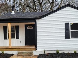 1202 Nashville Ave, Sheffield, AL 35660