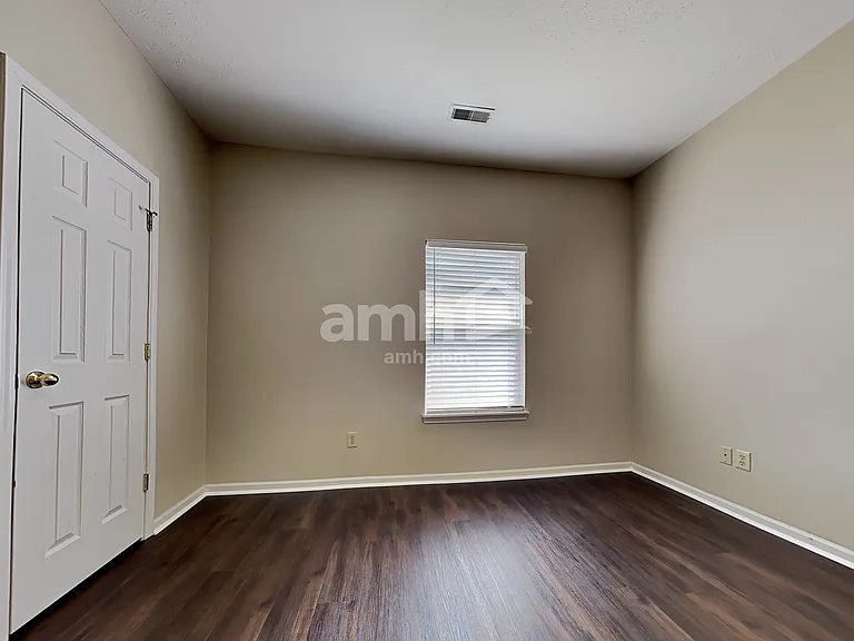 10087 Sundown Ln — Photo 16
