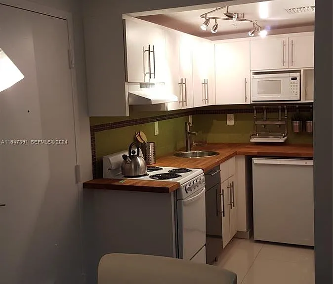 1550 Drexel Ave #106 — Photo 8