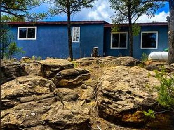22 Magpie Ln, Glorieta, NM 87535