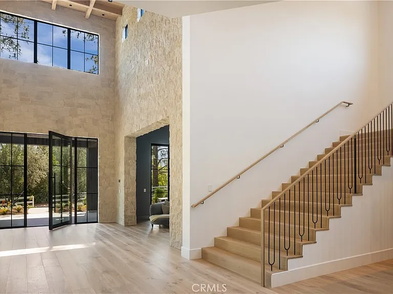24341 Rolling View Rd — Photo 19