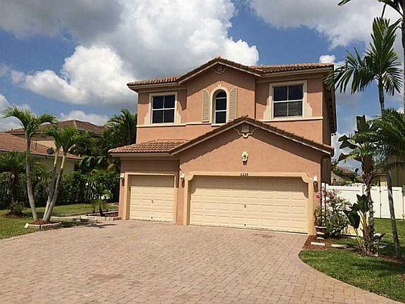 2nd image of 2228 Portofino Ave
