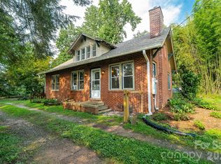 76 Starnes Cove Rd, Asheville, NC 28806