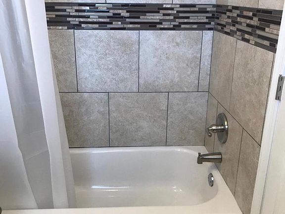 4th image of 5554 W Thompson St #1