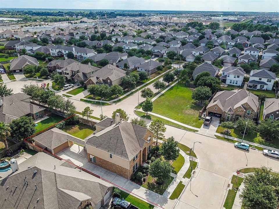 1st image of 26227 Ginger Gables Ln