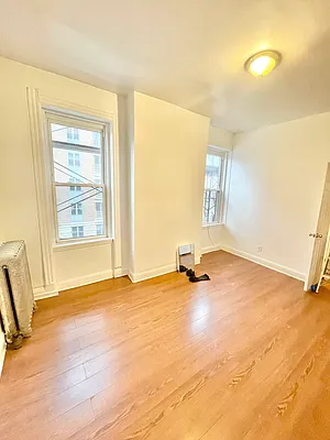 Rented by Abba Realty Associates INC | media 8